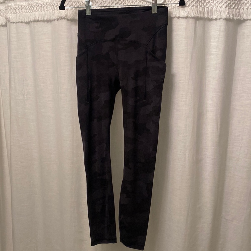 Lululemon invigorate high-rise tight 25”